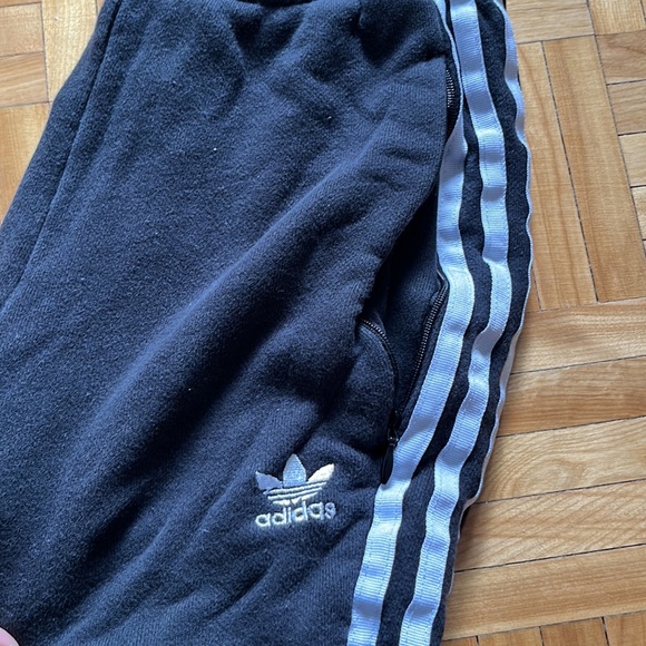 Adidas pants - Picture 2 of 5
